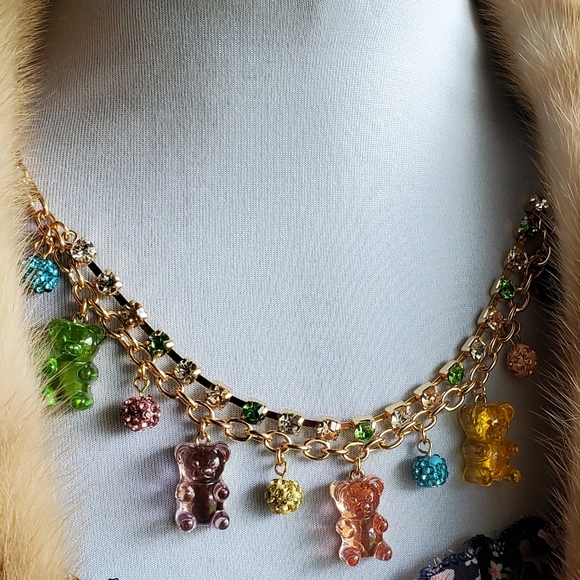 Nwt Betsey Johnson Gummy Bear Frontal Necklace - Picture 14 of 17